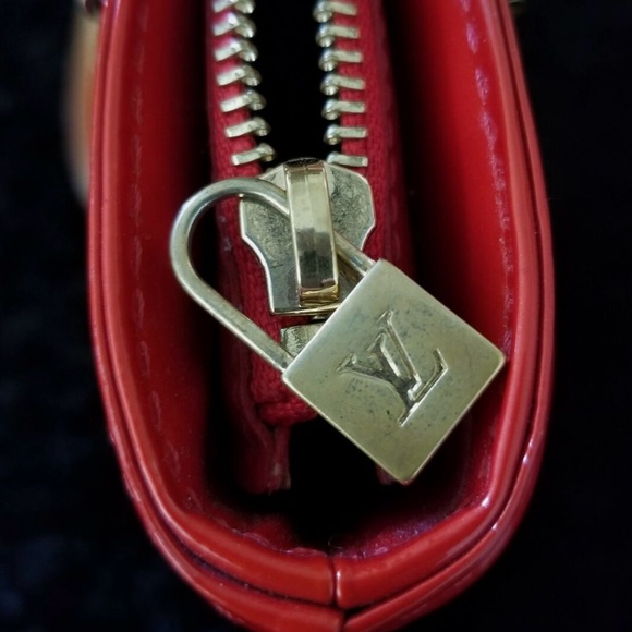 Vintage Louis Vuitton Vernis Red Houston Tote - Picture 2 of 16